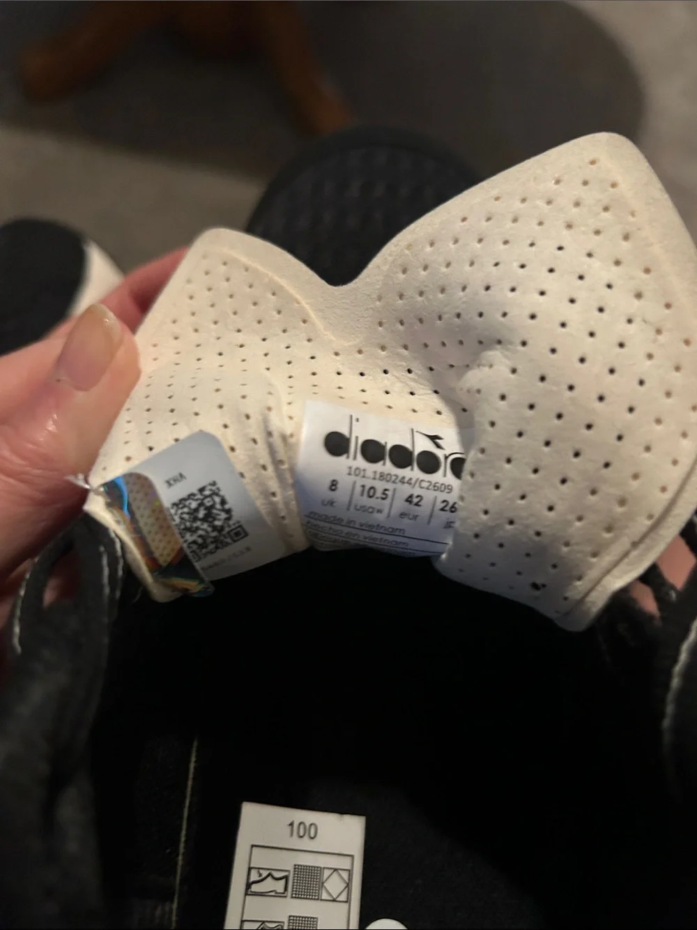 Diadora lightweight breathable